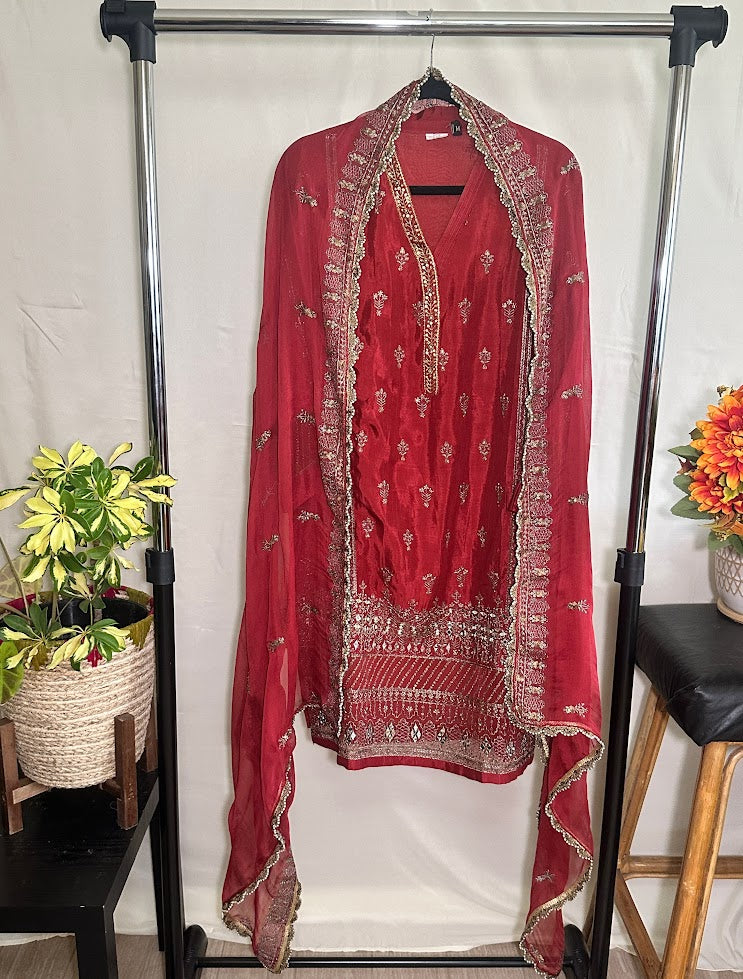 Brick Red  Zari & Mirror Work Kurti With Dupatta