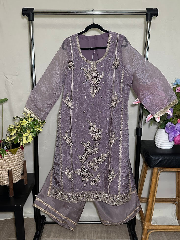 Dull Lavender Applique Work Set With Dupatta – Wide-Legged Palazzo